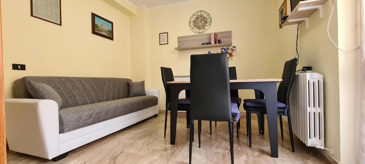 Em Holiday Apartment2 Quartu SantʼElena Dış mekan fotoğraf